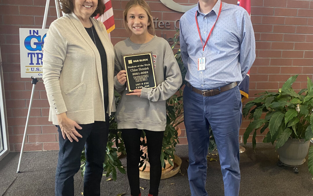H&R BLOCK STUDENT OF THE WEEK – Chloe Hensiek