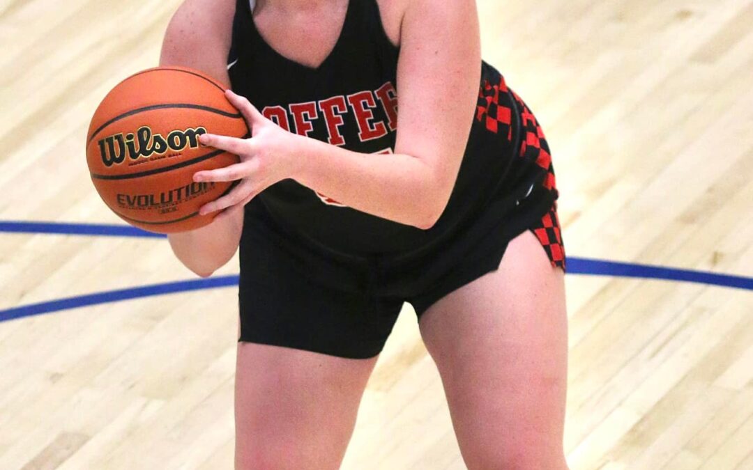 Lady Raiders hold on late, edge Shelbyville Monday night