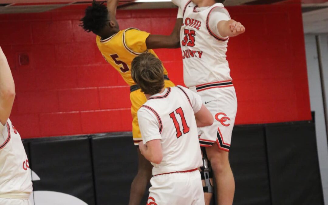 REGION BASKETBALL: Raiders shut down Howard with dominant second half, advance to semi-finals