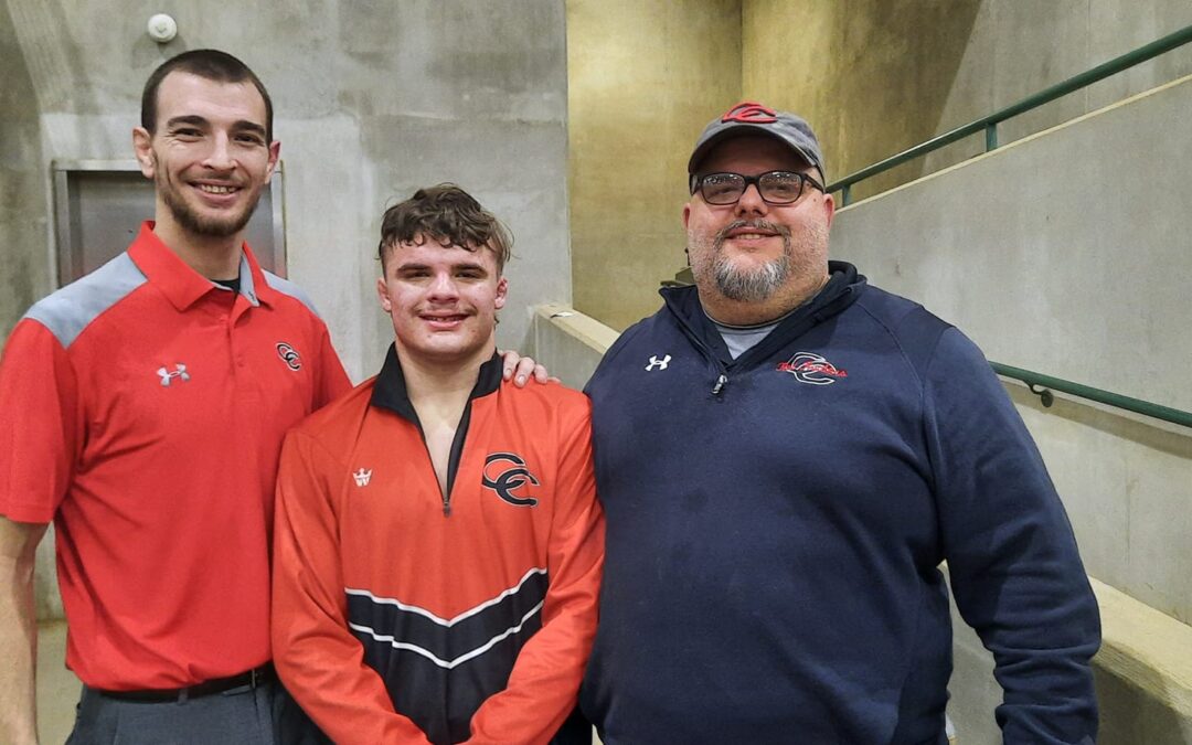 WRESTLING: Coffee County’s Barlow takes 3rd in state
