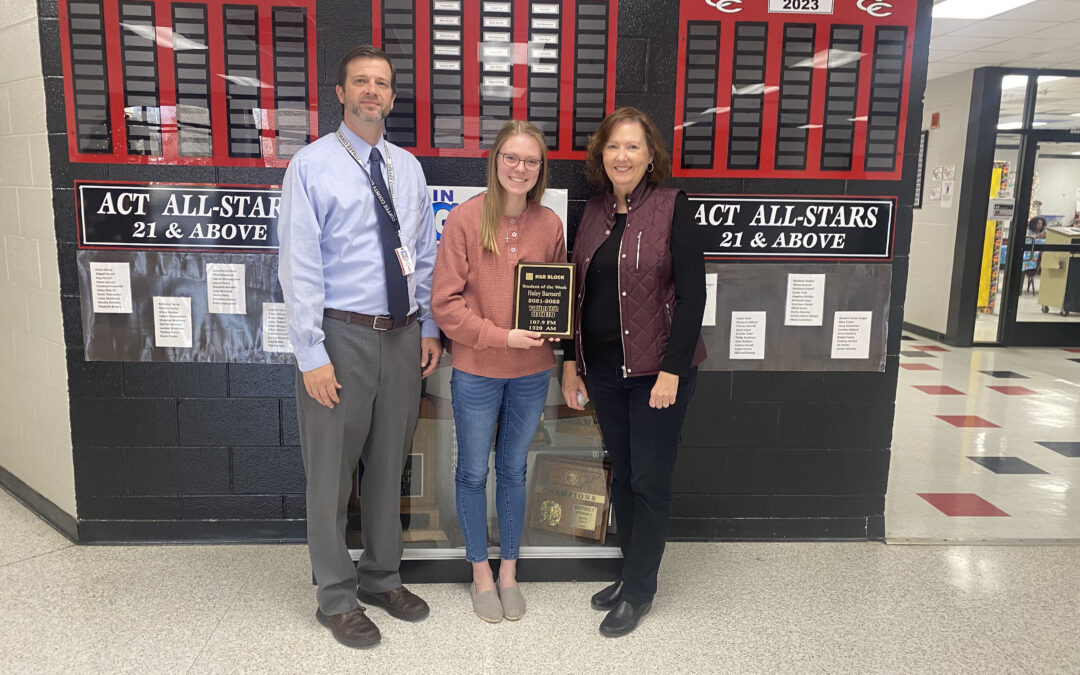 H&R BLOCK STUDENT OF THE WEEK -Haley Barnard