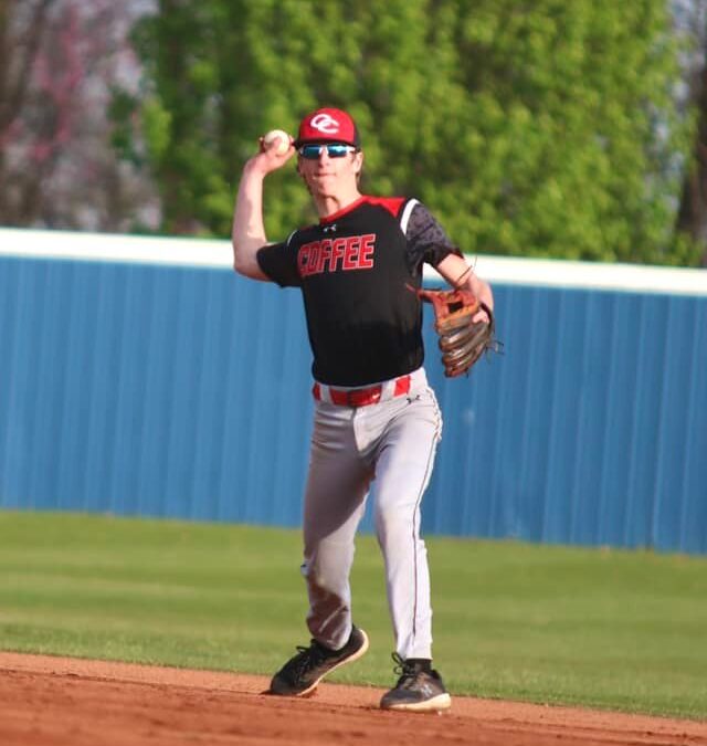 BASEBALL: Raiders split district double header at Franklin County