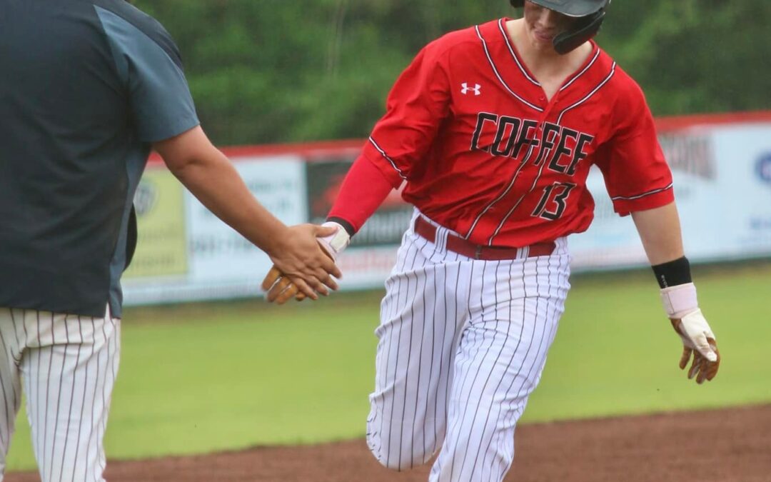 Raiders open District 6-4A tournament with 5-3 win over Warren County